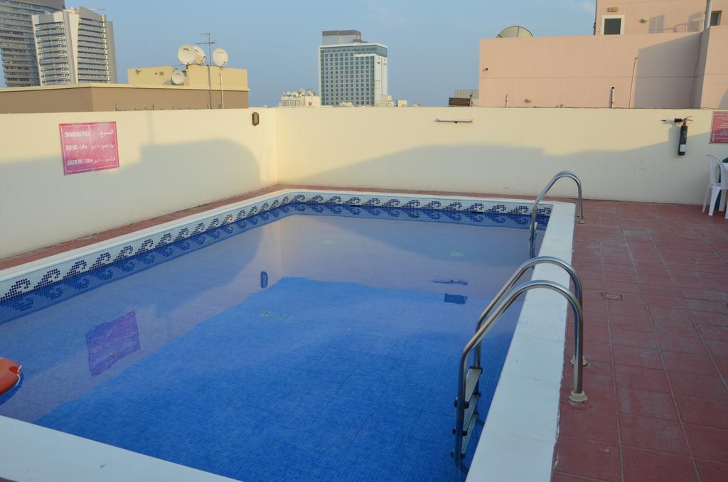 Premiere Hotel Apartments Дубай Екстериор снимка